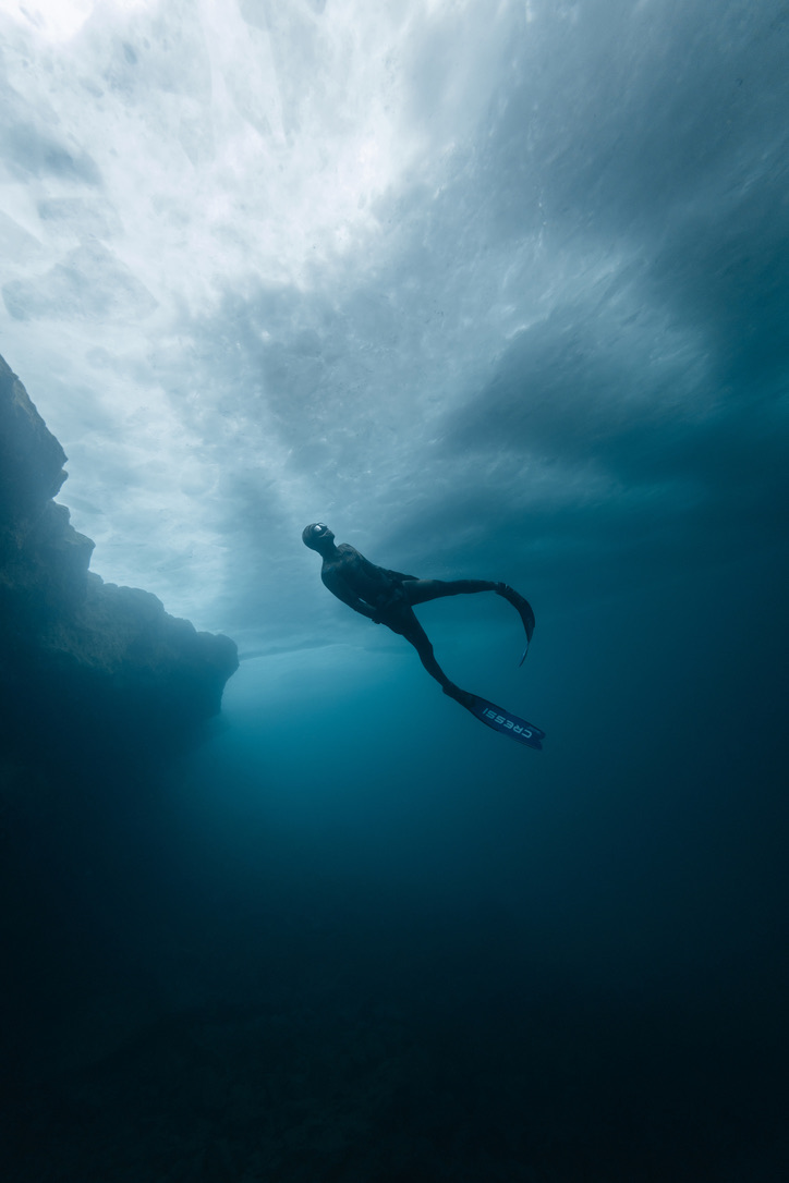 Freediving under ice - jxnl.co